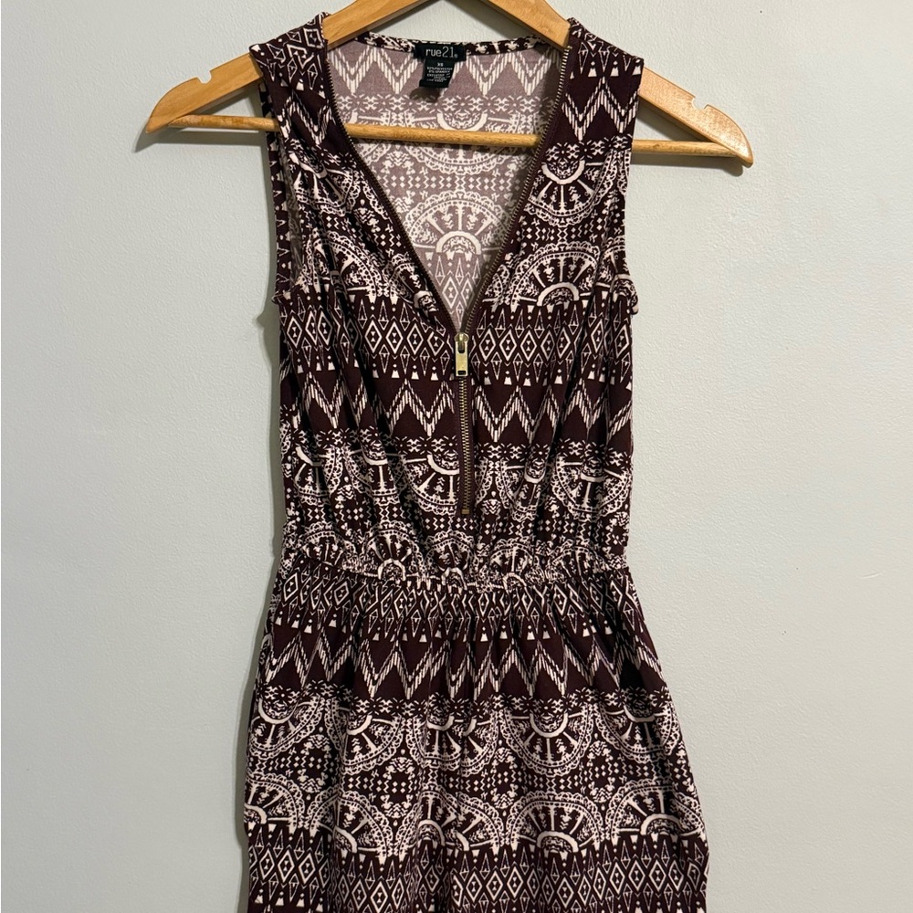 Zip up Romper Beachwear Plum and White Patterned